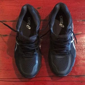 Black ASICS  running shoes
